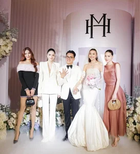 Who Caught Thanh Hang’s Wedding Bouquet? Star-Studded Nuptials Spark Online Buzz - image 13
