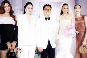 Who Caught Thanh Hang’s Wedding Bouquet? Star-Studded Nuptials Spark Online Buzz - image 18