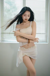 YiTuYu Art Language Vol.10516: Exclusive Photography Featuring Model Oyee - image 0