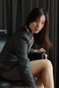 IESS No.1631 Xiao Jiu: Sophisticated Fashion and Aesthetic Portraiture Collection - image 4