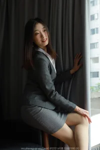 IESS No.1631 Xiao Jiu: Sophisticated Fashion and Aesthetic Portraiture Collection - image 30