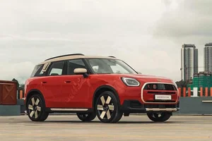 MINI Countryman S Fire Horse Edition: Luxury Performance Meets Iconic Style - image 2