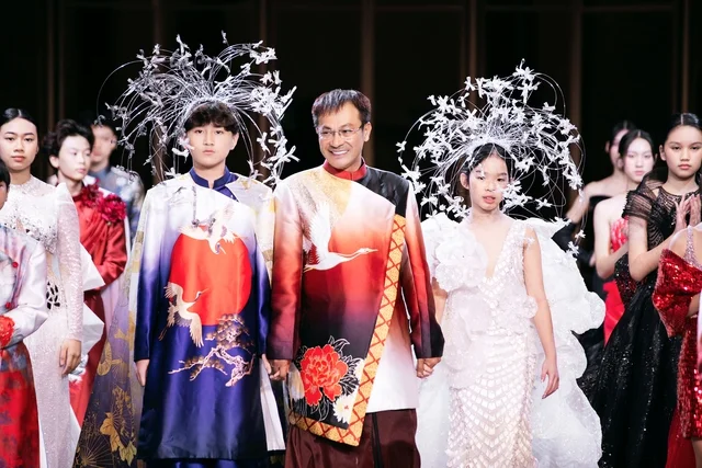 Vietnamese Supermodel Xuan Lan Showcases Talent at Japan Fashion Week