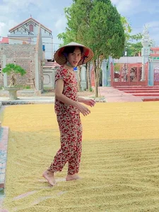 TikTok Star Pham Vinh Gets Married: Meet the Beautiful Bride of the Famous 'Gossip Neighbor' - image 1