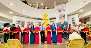 Commemorating History: The 70th Anniversary Photo Exhibition of the Dien Bien Phu Victory - image 1