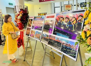 Commemorating History: The 70th Anniversary Photo Exhibition of the Dien Bien Phu Victory - image 3