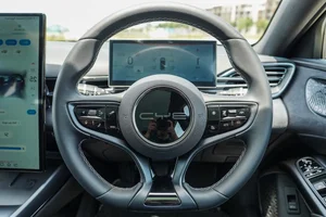 BYD Seal EV: Premium Electric Sports Sedan Debuts in Vietnam Market - image 0