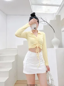 Actor Manh Truong's Wife Rocks Youthful Style After Fashion Criticism - image 17