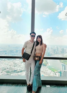 Actor Manh Truong's Wife Rocks Youthful Style After Fashion Criticism - image 5