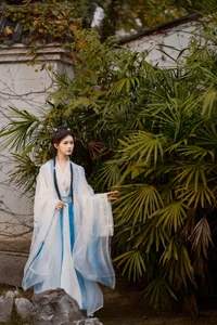 Elegant Portraiture: YiTuYu Art Language Vol.8083 Featuring Yue Li in Minimalist White - image 19