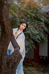 Elegant Portraiture: YiTuYu Art Language Vol.8083 Featuring Yue Li in Minimalist White - image 5