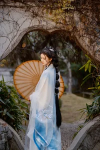 Elegant Portraiture: YiTuYu Art Language Vol.8083 Featuring Yue Li in Minimalist White - image 22