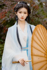 Elegant Portraiture: YiTuYu Art Language Vol.8083 Featuring Yue Li in Minimalist White - image 0