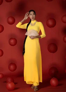 Supermodel Ngoc Quyen Celebrates 34 Years of Beauty and Reflects on Nine Years Living Abroad During Lunar New Year - image 2