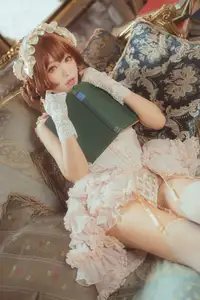 Coser Ely_eee: Mysterious Book Witch in the Ancient Library - image 9