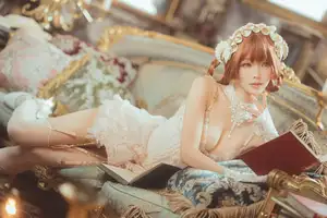 Coser Ely_eee: Mysterious Book Witch in the Ancient Library - image 0
