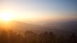 Ultimate Collection of 99+ Beautiful and Romantic Sunrise Photos - image 35