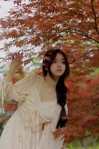 Elegant Portrait Photography: YiTuYu Art Language Vol.6817 Featuring Shi Yuan - image 2