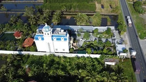 Inside the Most Beautiful Luxury Villa in Ca Mau Province - image 3