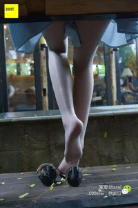 Sixiangjia 093 Featuring Qi Qi: Playful Poolside Photography by IESS - image 80