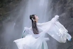 YiTuYu Vol.8709: Chi Yan Zai Zhe Li - Ethereal Beauty of a Wuxia Legend - image 9