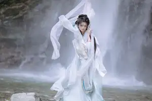 YiTuYu Vol.8709: Chi Yan Zai Zhe Li - Ethereal Beauty of a Wuxia Legend - image 17