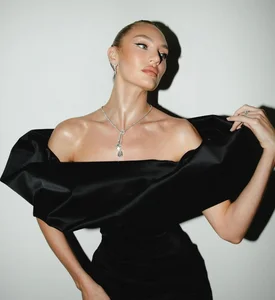 From Humble Beginnings to Million-Dollar Lingerie Supermodel: An Inspiring Journey - image 8