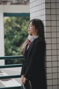 YiTuYu Art Language Vol.6121: Pao Fu Xiao Fang Minimalist Portrait Gallery - image 6