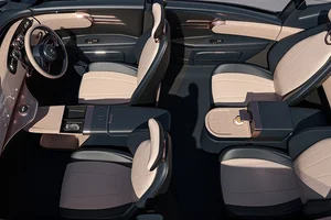 The Dacora Luxury Electric Car: American-Style Personalization Redefined - image 6