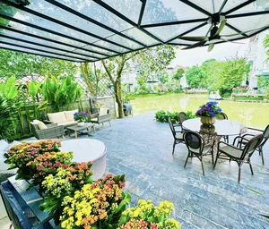 Inside the Gorgeous Flower-Filled Villa of Northern Vietnam’s Wealthiest Actress - image 6