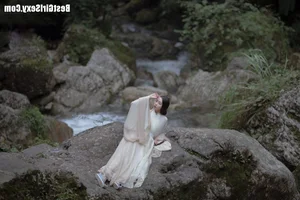 Exploring Artistic Elegance in YiTuYu Art Language Vol.4071 Featuring Ran RR - image 18