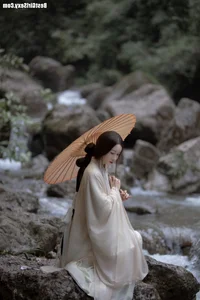 Exploring Artistic Elegance in YiTuYu Art Language Vol.4071 Featuring Ran RR - image 9