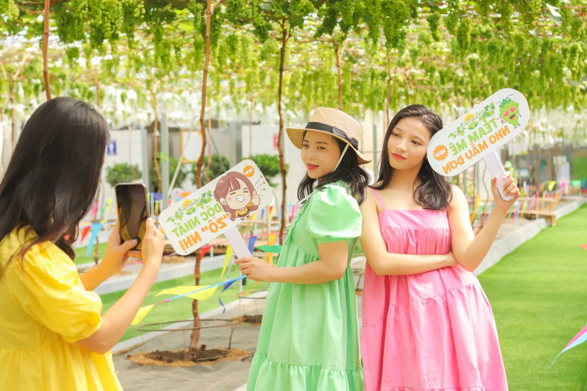 Green Tourism at Suoi Tien: Experiencing the Vineyard and Farm During Tet Holiday