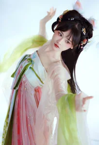 Exquisite Visual Artistry Featuring Xiao Yu in YiTuYu Art Language Vol.5626 - image 21
