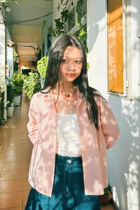 Former Child Star Lam Thanh My Debuts Bold and Mature Fashion Style at 19 - image 0