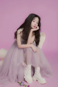 Former Child Star Lam Thanh My Debuts Bold and Mature Fashion Style at 19 - image 1