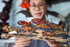 From Corporate Life to Cultural Heritage: Pursuing the Art of Ancient Decoration - image 5