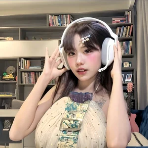 Effortless Elegance: The Captivating Everyday Aesthetic of Streamer YuGi Kieu Oanh - image 7