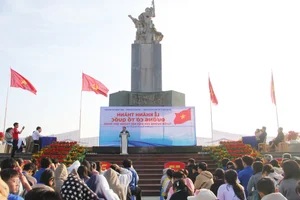 Binh Dinh Inaugurates Coastal National Flag Road in Quy Nhon City - image 3