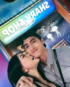 Kha Ngan and Thanh Son Travel Together in Japan While Hong Diem Shines Beside Artist Thu Ha - image 7