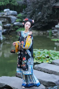 Artistic Elegance in YiTuYu Art Language Vol.7896 Featuring Bie Qiu Yue - image 3