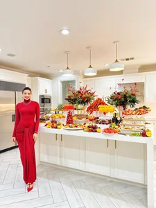 Pham Huong: From Beauty Queen to Sophisticated Business Entrepreneur - image 9