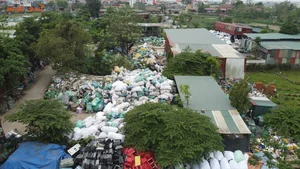 Severe Pollution in Hanoi Plastic Recycling Hub Raises Alarm - image 5