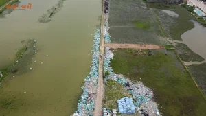 Severe Pollution in Hanoi Plastic Recycling Hub Raises Alarm - image 10