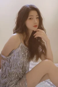 Modern Visuals: YiTuYu Art Language Vol.7043 Xiao Dai Tong Xue - image 3
