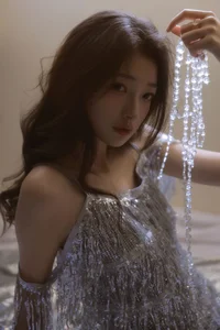 Modern Visuals: YiTuYu Art Language Vol.7043 Xiao Dai Tong Xue - image 2