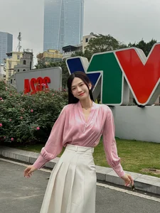 Le Bong Captivates in VTV Drama Missed Appointment with the Green Youth - image 6