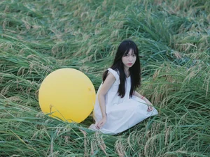 Captivating Beauty in YiTuYu Art Language Vol.5026 Xiao Hong - image 1
