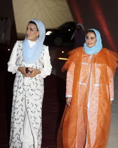 Elegant Royal Fashion: Exploring the Sophisticated Style of the Princess of Qatar - image 9