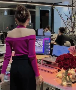 Elegant Office Fashion: The Mystery and Charm of Professional Workwear Style - image 5